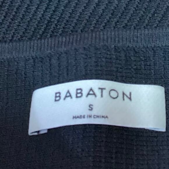 Aritzia Babaton Black Sculpt Rib Knit Sleeveless Crop Sweater Tank Top Size S - Picture 3 of 4